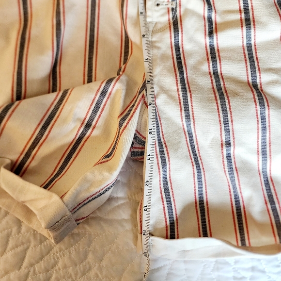 Old navy striped jean shorts - Picture 4 of 6
